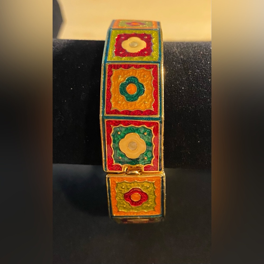 Joan Rivers Enamel Flower Clamper Bangle Bracelet - RARE